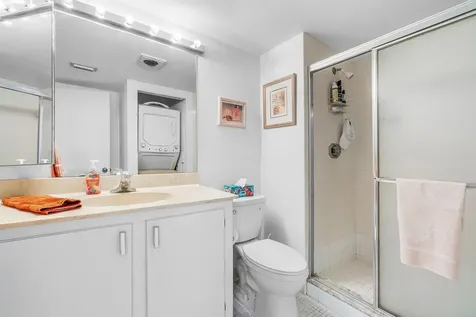 8320 Casa Del Lago Boca Raton FL 33433