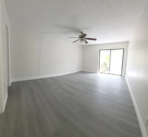 4339 Willow Pond Road West Palm Beach FL 33417