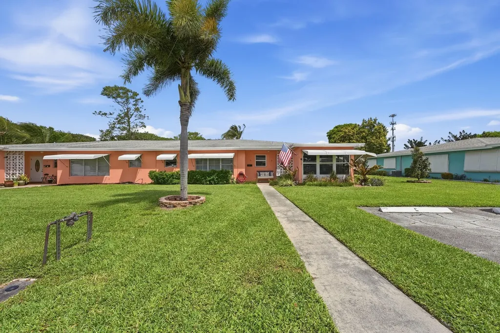 355 Main Boulevard Boynton Beach FL 33435