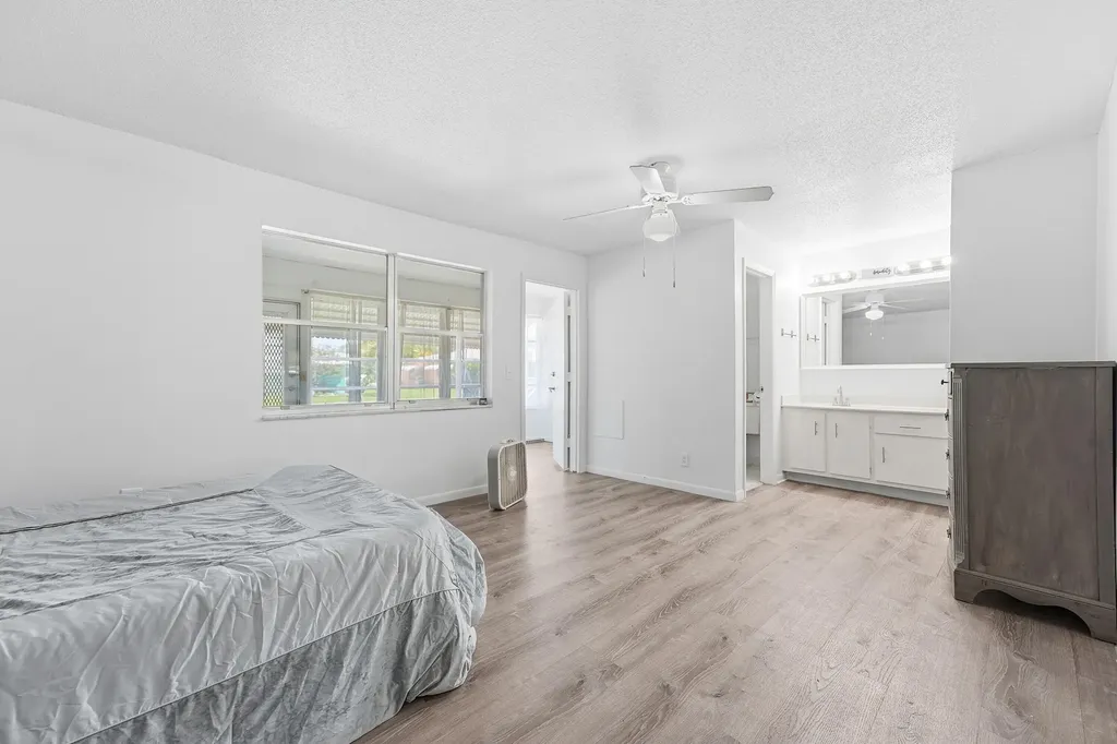 355 Main Boulevard Boynton Beach FL 33435