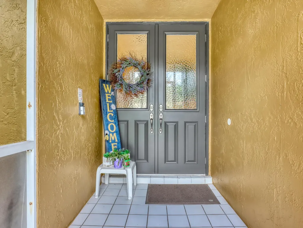 712 Golf Court Delray Beach FL 33445