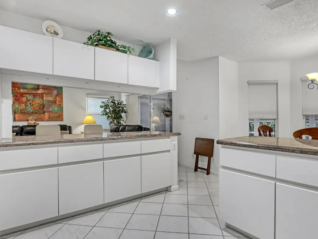 712 Golf Court Delray Beach FL 33445