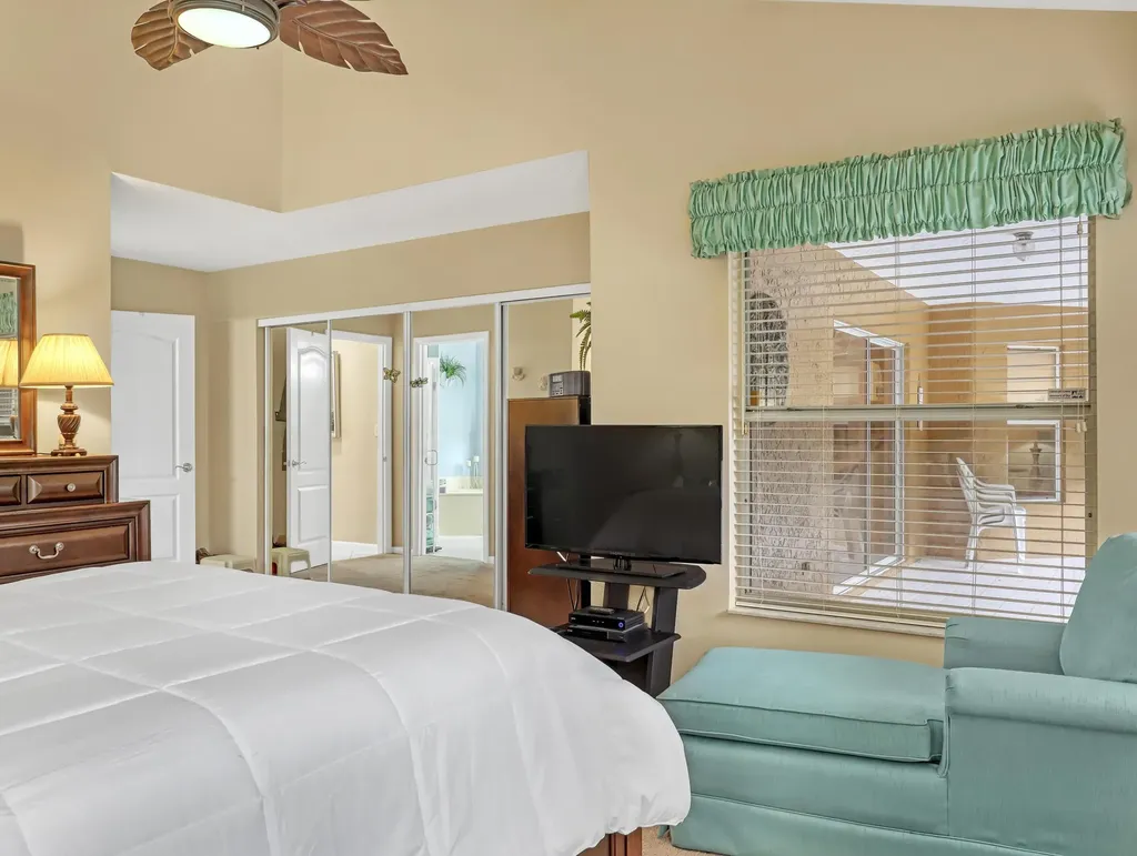 712 Golf Court Delray Beach FL 33445