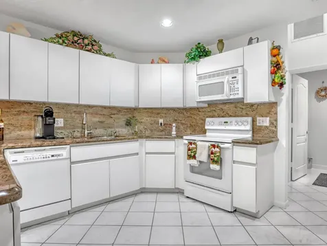 712 Golf Court Delray Beach FL 33445
