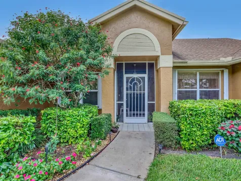 712 Golf Court Delray Beach FL 33445