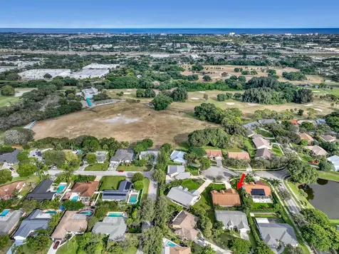 712 Golf Court Delray Beach FL 33445