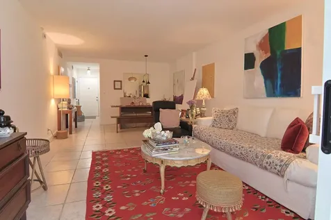 1000 NE 12th Avenue Hallandale Beach FL 33009