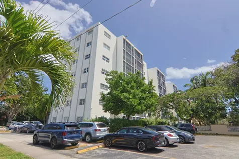1000 NE 12th Avenue Hallandale Beach FL 33009