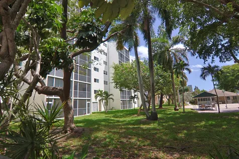 1000 NE 12th Avenue Hallandale Beach FL 33009