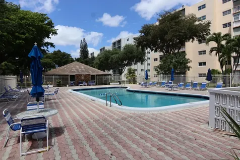 1000 NE 12th Avenue Hallandale Beach FL 33009