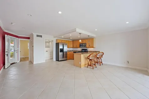 400 Wilma Circle Riviera Beach FL 33404