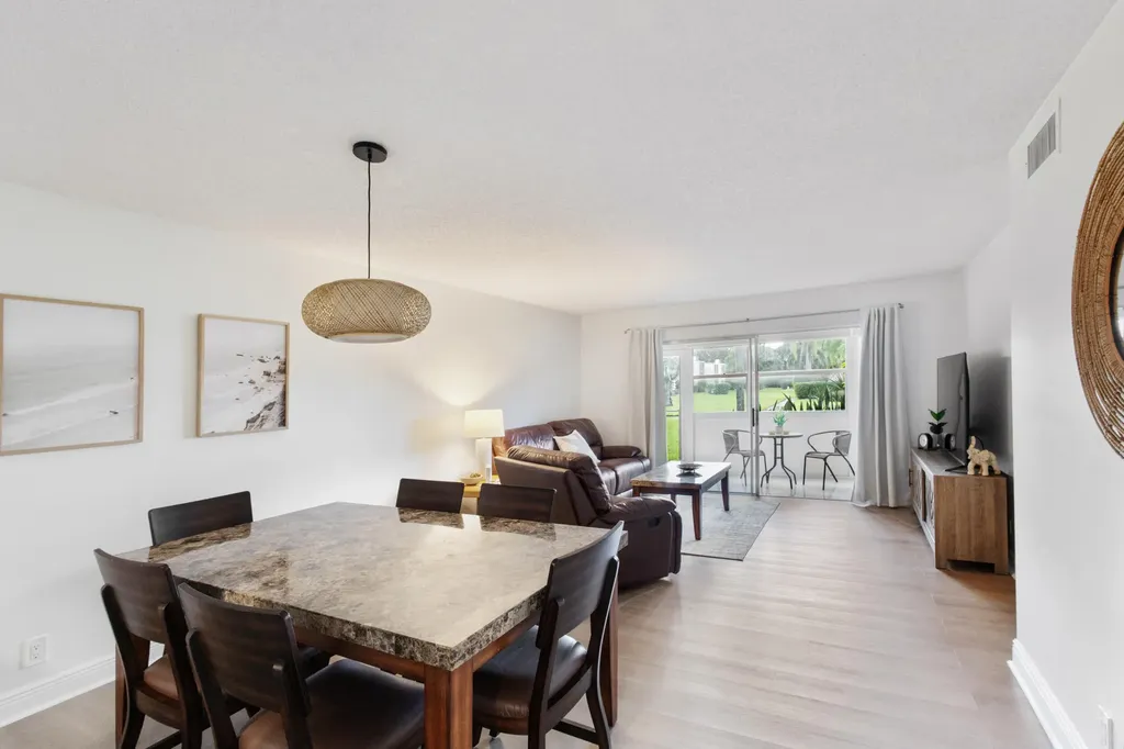 20 Abbey Lane Delray Beach FL 33446