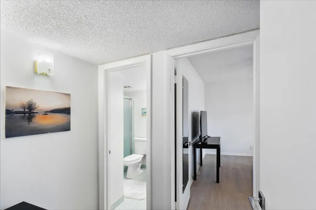 20 Abbey Lane Delray Beach FL 33446