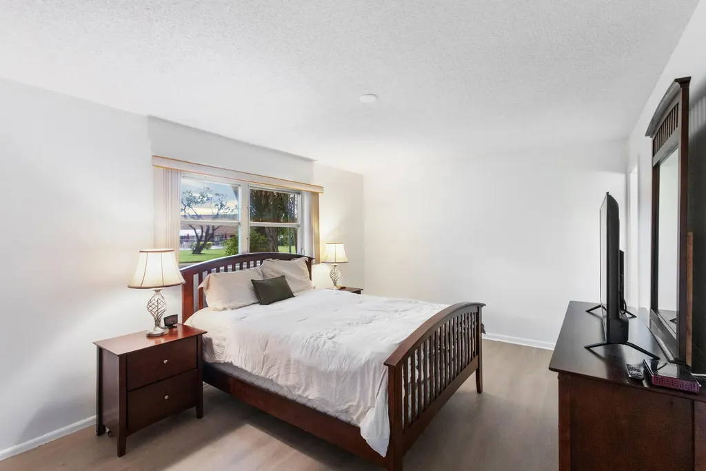 20 Abbey Lane Delray Beach FL 33446