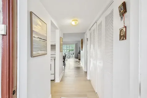 20 Abbey Lane Delray Beach FL 33446