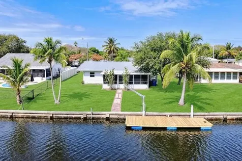 241 14th Place Vero Beach FL 32960
