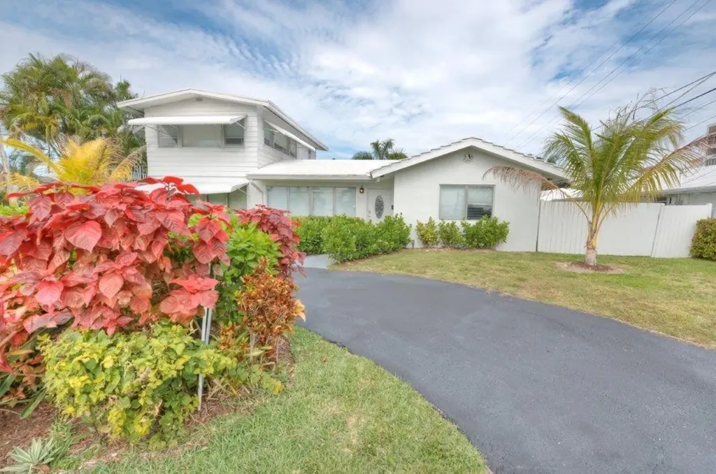 3201 NE 23rd Street Fort Lauderdale FL 33305