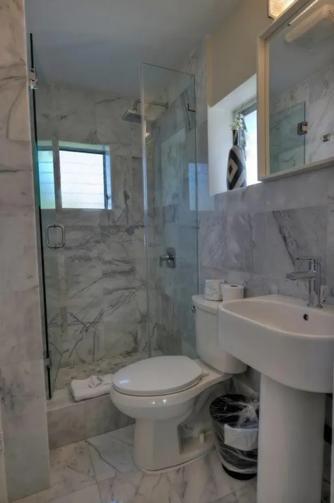 3201 NE 23rd Street Fort Lauderdale FL 33305