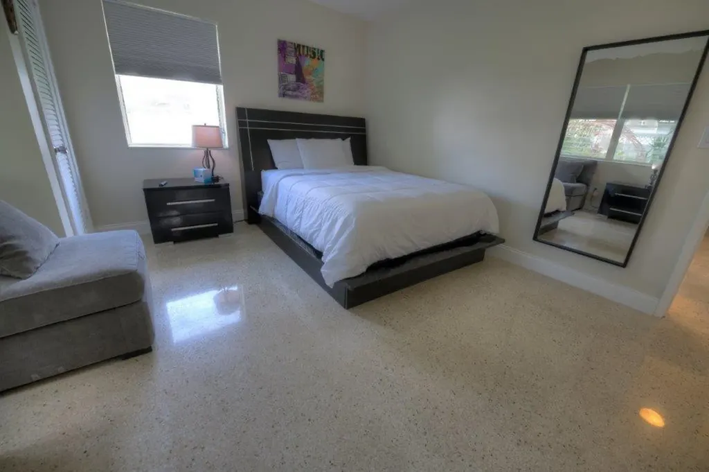 3201 NE 23rd Street Fort Lauderdale FL 33305