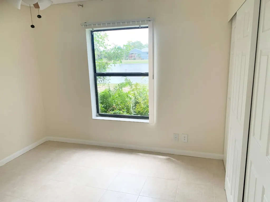 13 Crossings Circle Boynton Beach FL 33435