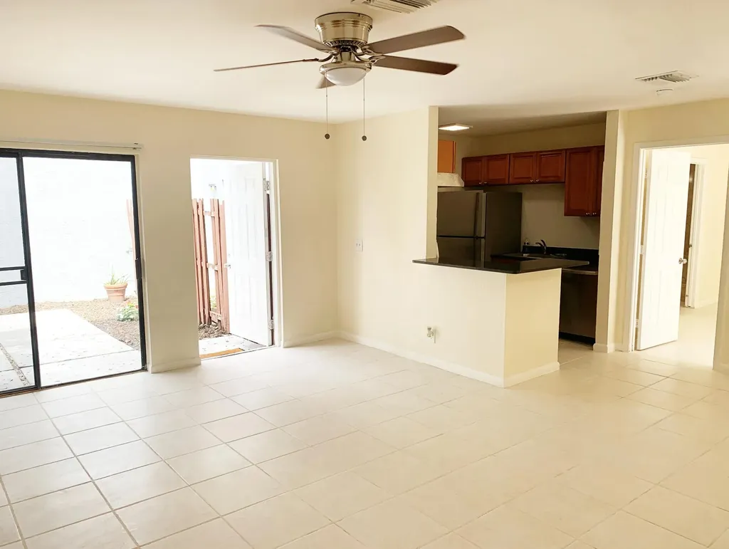 13 Crossings Circle Boynton Beach FL 33435