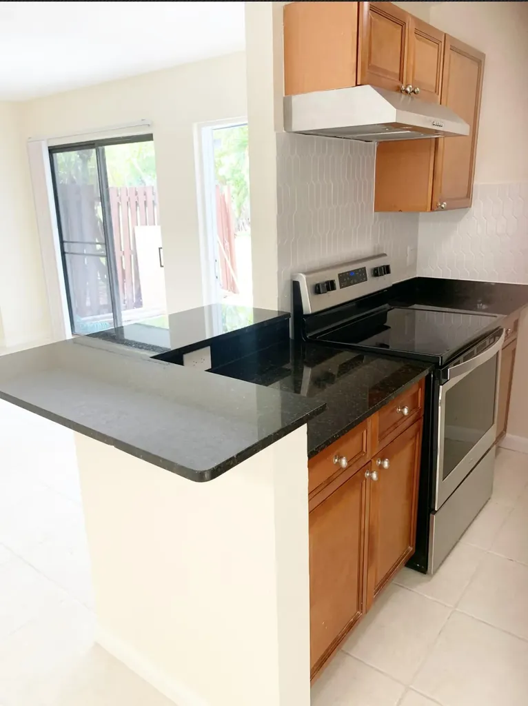 13 Crossings Circle Boynton Beach FL 33435