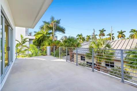 11 SE 11th Avenue Fort Lauderdale FL 33301