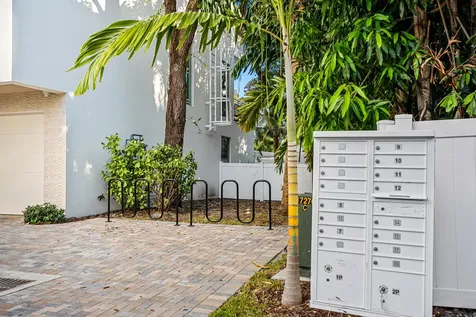 11 SE 11th Avenue Fort Lauderdale FL 33301