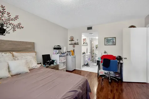 901 SW 128th Terrace Pembroke Pines FL 33027