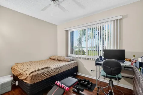 901 SW 128th Terrace Pembroke Pines FL 33027