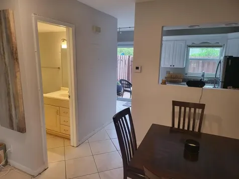 32 NE 20th Court Wilton Manors FL 33305
