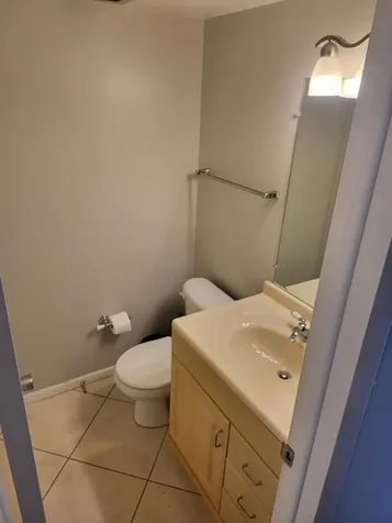 32 NE 20th Court Wilton Manors FL 33305