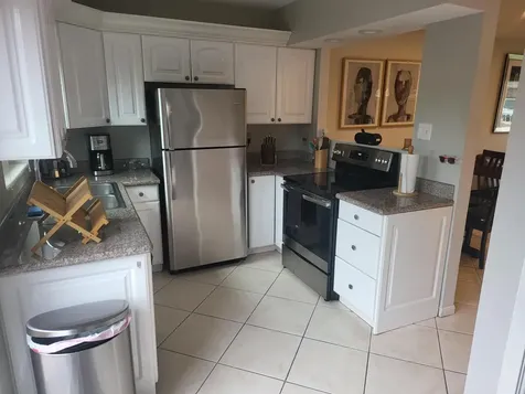 32 NE 20th Court Wilton Manors FL 33305
