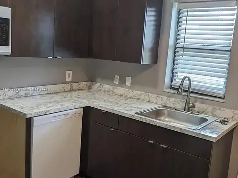 617 Ixoria Avenue Fort Pierce FL 34982