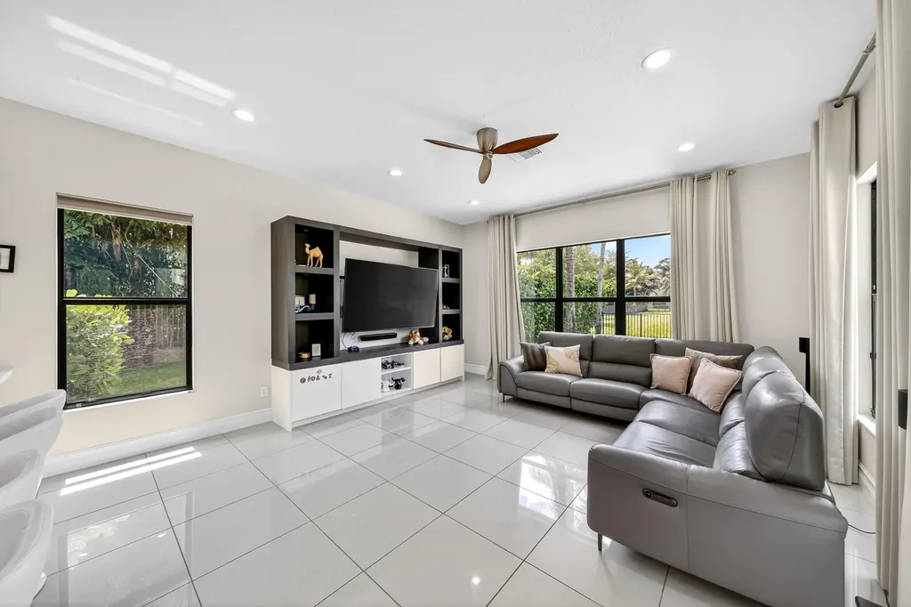 16829 Newark Bay Road Delray Beach FL 33446