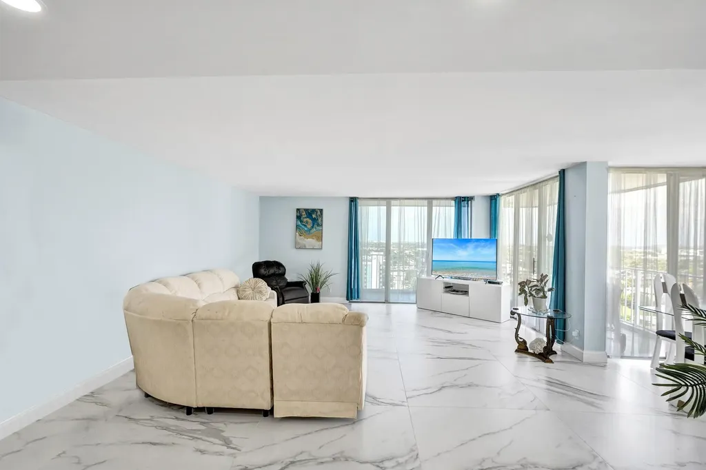 1010 S Ocean Boulevard Pompano Beach FL 33062