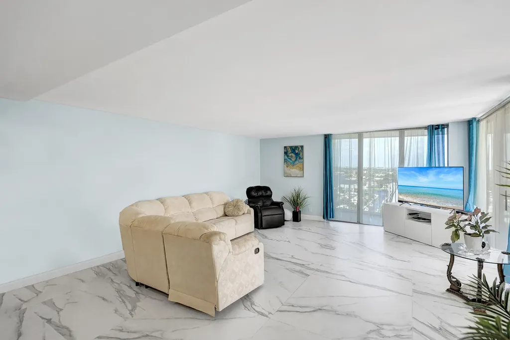1010 S Ocean Boulevard Pompano Beach FL 33062