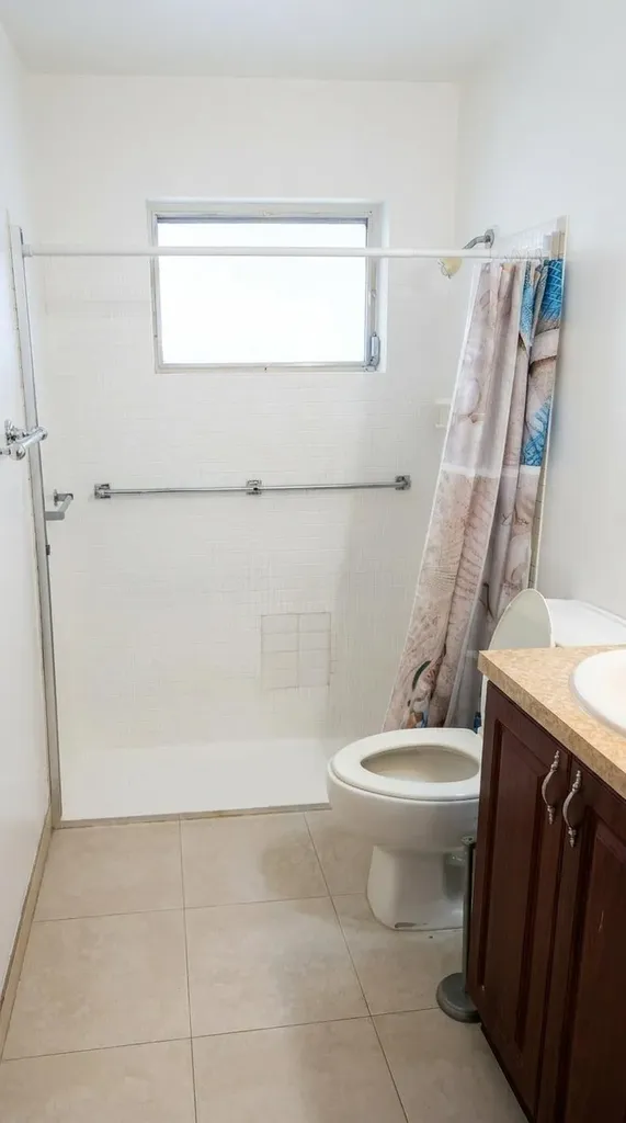 2898 Ashley Drive Drive E West Palm Beach FL 33415