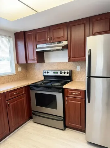 2898 Ashley Drive Drive E West Palm Beach FL 33415