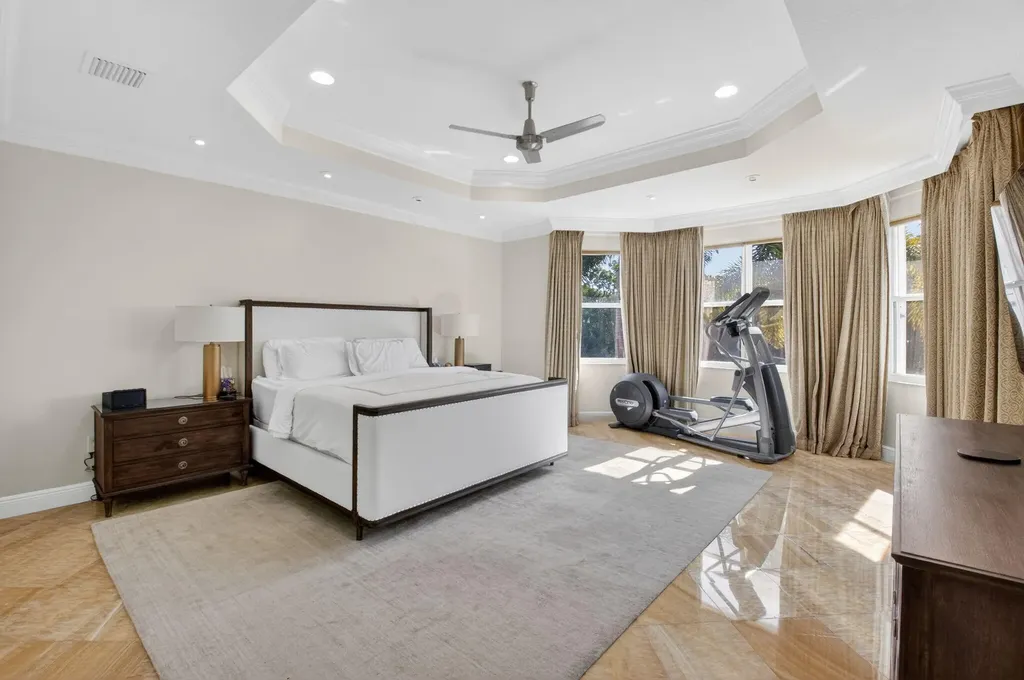 9509 New Waterford Cove Delray Beach FL 33446