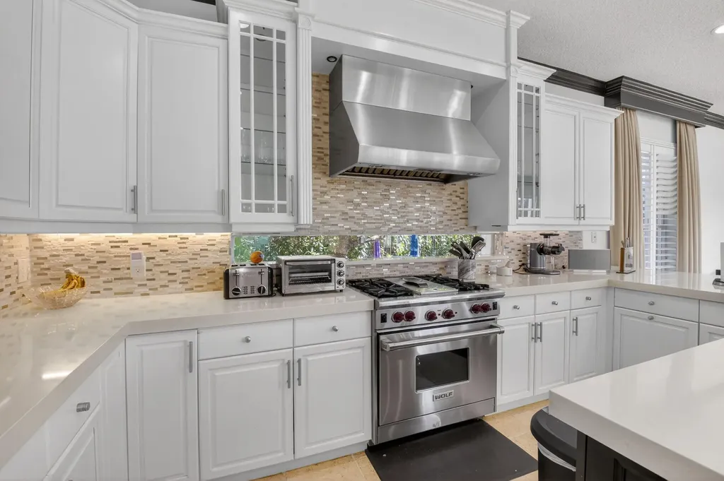 9509 New Waterford Cove Delray Beach FL 33446