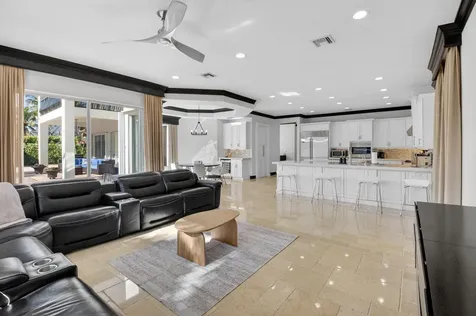 9509 New Waterford Cove Delray Beach FL 33446