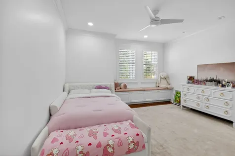 9509 New Waterford Cove Delray Beach FL 33446