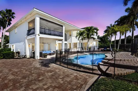 9509 New Waterford Cove Delray Beach FL 33446