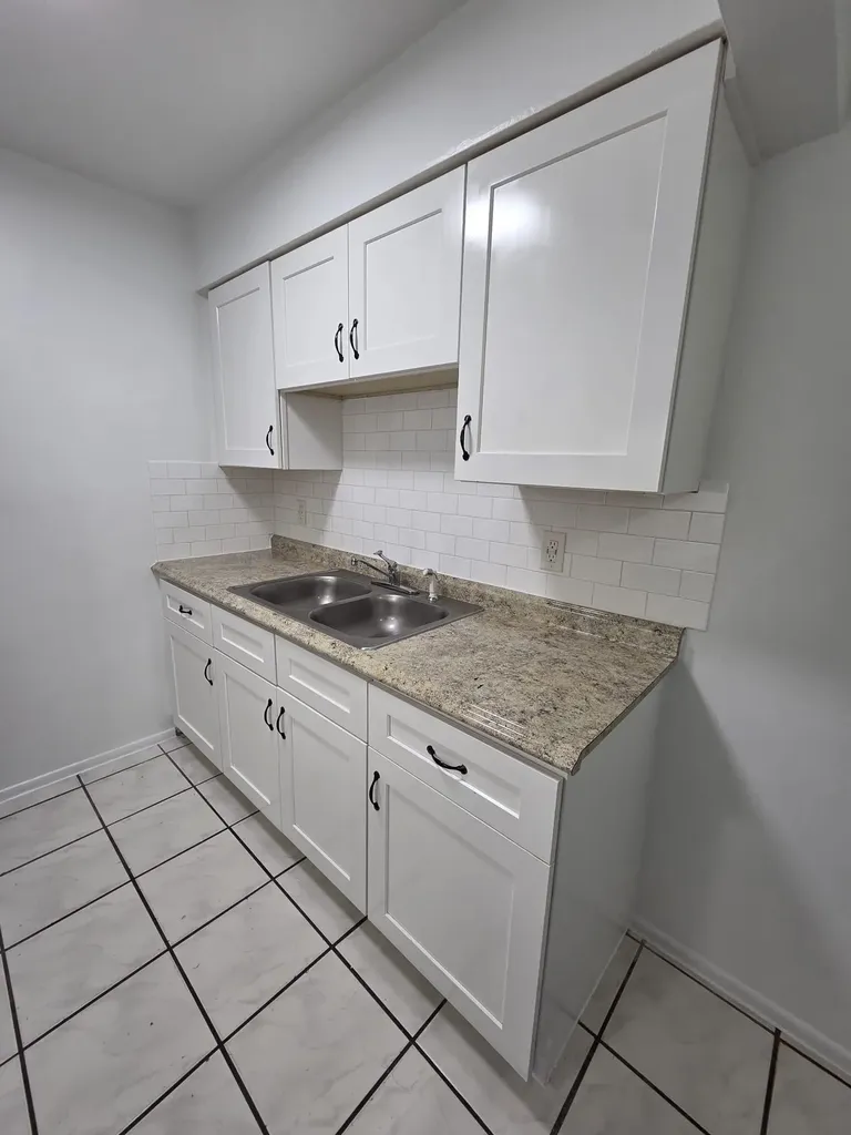 1401 NE 17th Court Fort Lauderdale FL 33305
