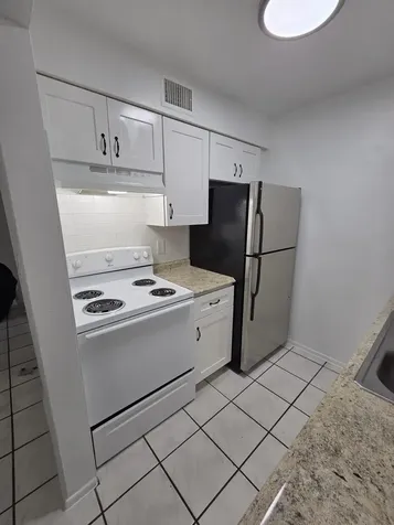 1401 NE 17th Court Fort Lauderdale FL 33305