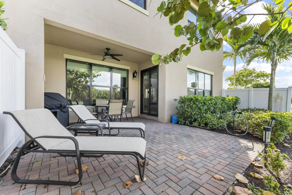 9941 Brickhill Drive Boca Raton FL 33428
