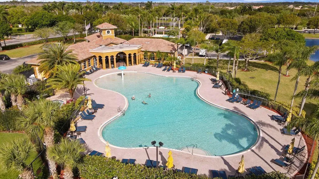 6655 Duval Avenue Royal Palm Beach FL 33411