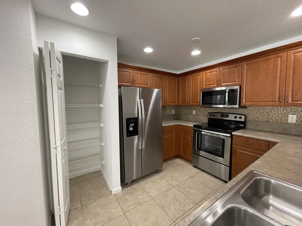 6655 Duval Avenue West Palm Beach FL 33411