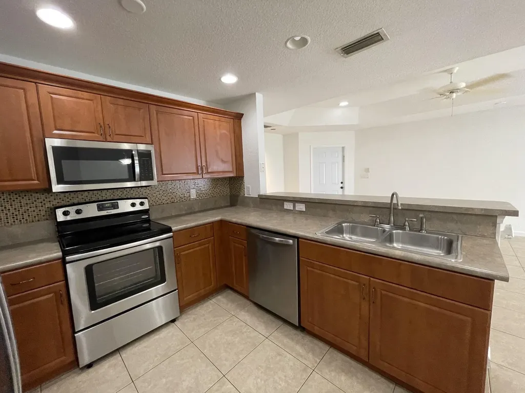 6655 Duval Avenue West Palm Beach FL 33411